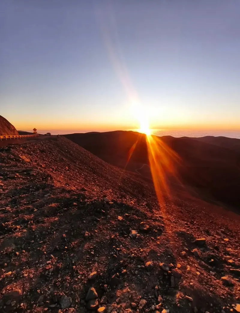 Atardecer en Mirador Caleta El Cobre - Experiencias y Turismo en Antofagasta